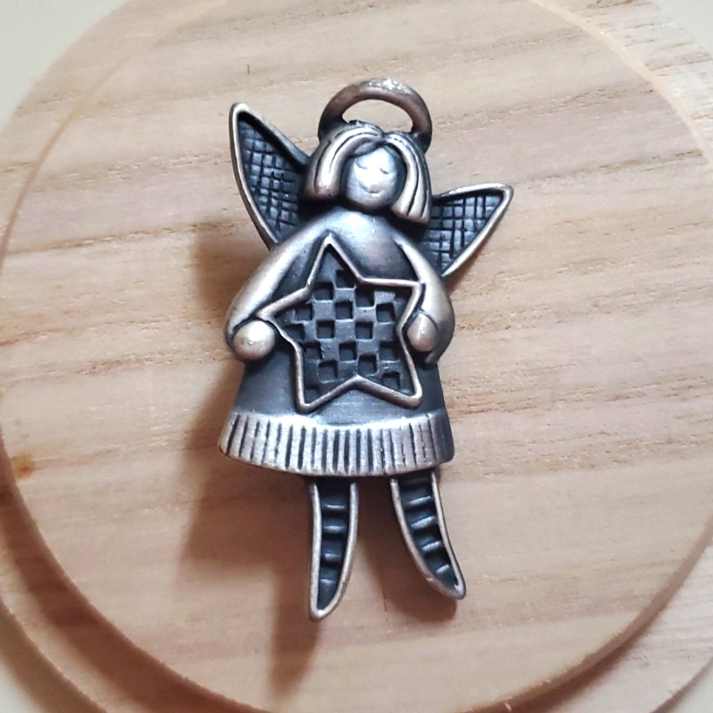 Angel brooch